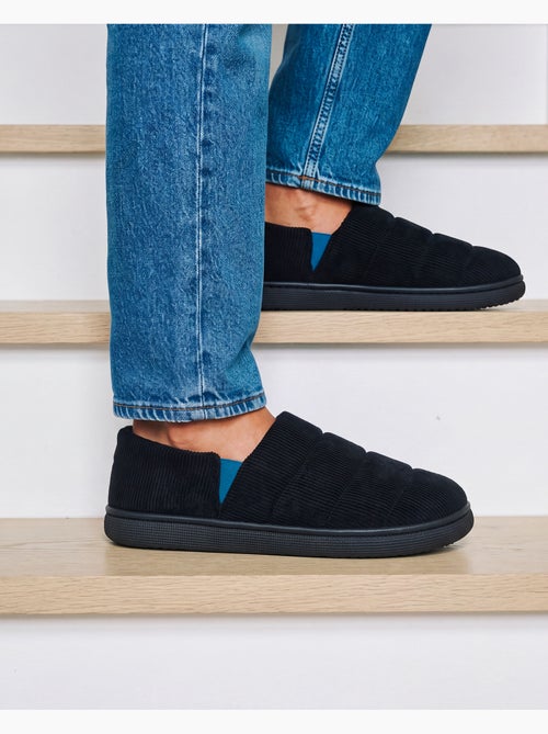 Zapatillas chinelas microvellón, suela «bloup», extra cómodo hombre isotoner - Kiabi Zapatillas chinelas microvellón, suela «bloup», extra cómodo hombre isotoner - Kiabi