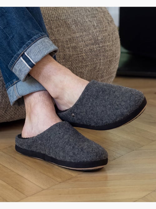 Zapatillas chinelas suela polar, cálida y cómoda hombre isotoner - Kiabi Zapatillas chinelas suela polar, cálida y cómoda hombre isotoner - Kiabi