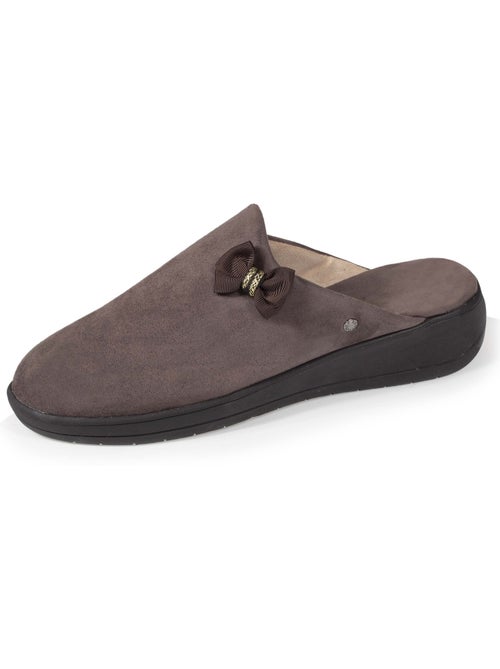 Zapatillas chinelas tacón pequeño de 4,5 cm mujer isotoner - Kiabi Zapatillas chinelas tacón pequeño de 4,5 cm mujer isotoner - Kiabi