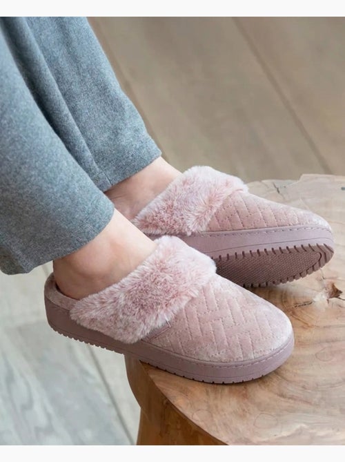 Zapatillas chinelas terciopelo ultra suave, tacón de 3,7 cm mujer - Kiabi Zapatillas chinelas terciopelo ultra suave, tacón de 3,7 cm mujer - Kiabi