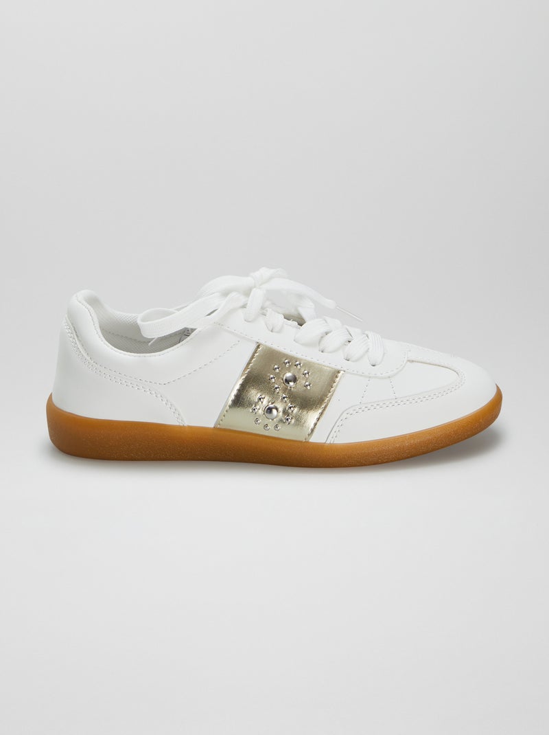 Zapatillas con apliques dorados BLANCO - Kiabi