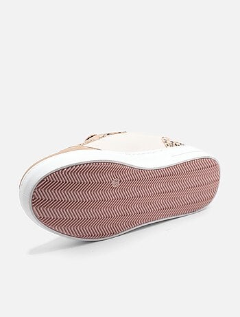 Zapatillas con cordones