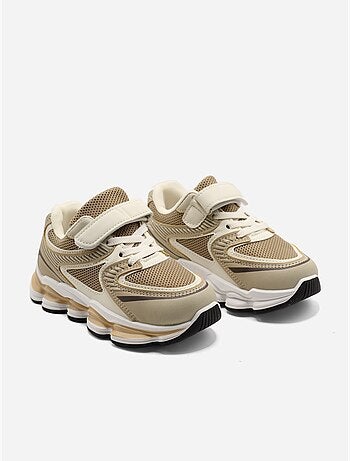Zapatillas con cordones