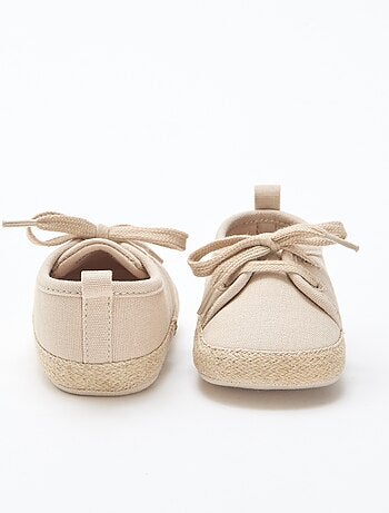 Zapatillas con cordones de tela