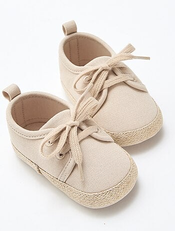 Zapatillas con cordones de tela
