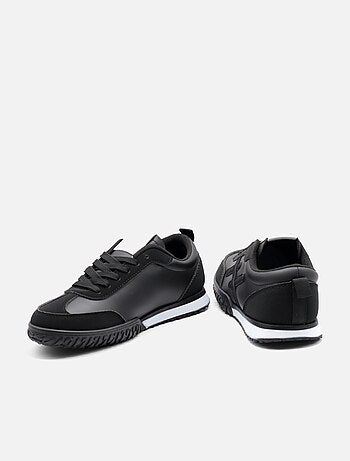 Zapatillas con cordones
