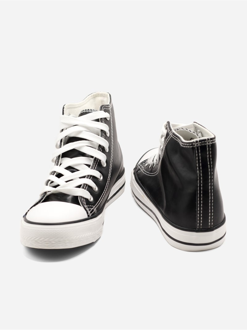 Zapatillas con cordones Negro - Kiabi
