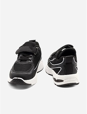 Zapatillas con cordones