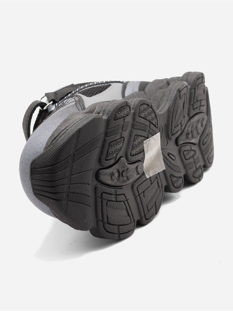 Zapatillas con cordones Negro - Kiabi