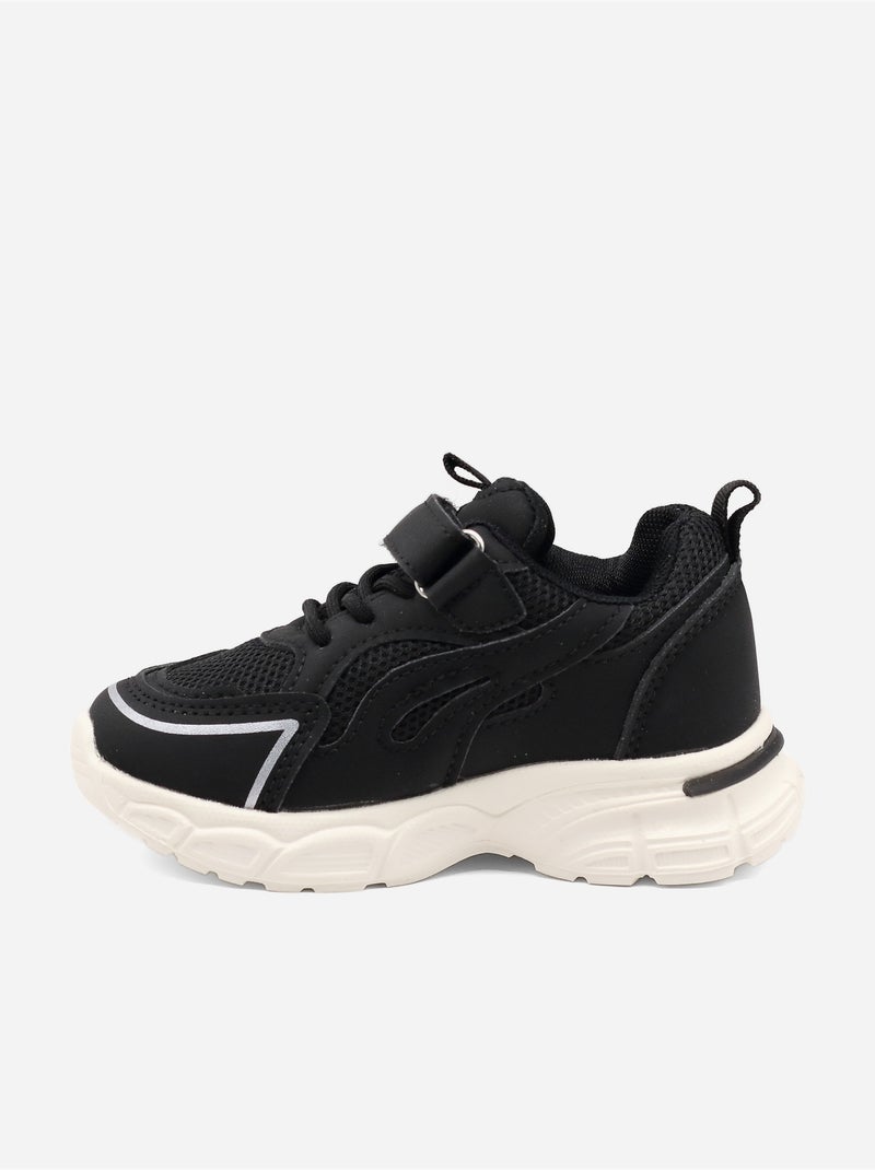 Zapatillas con cordones Negro - Kiabi