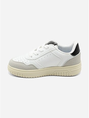 Zapatillas con cordones