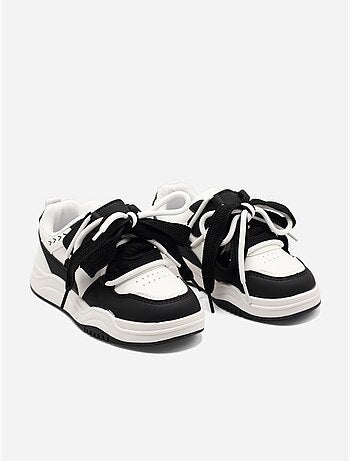 Zapatillas con cordones