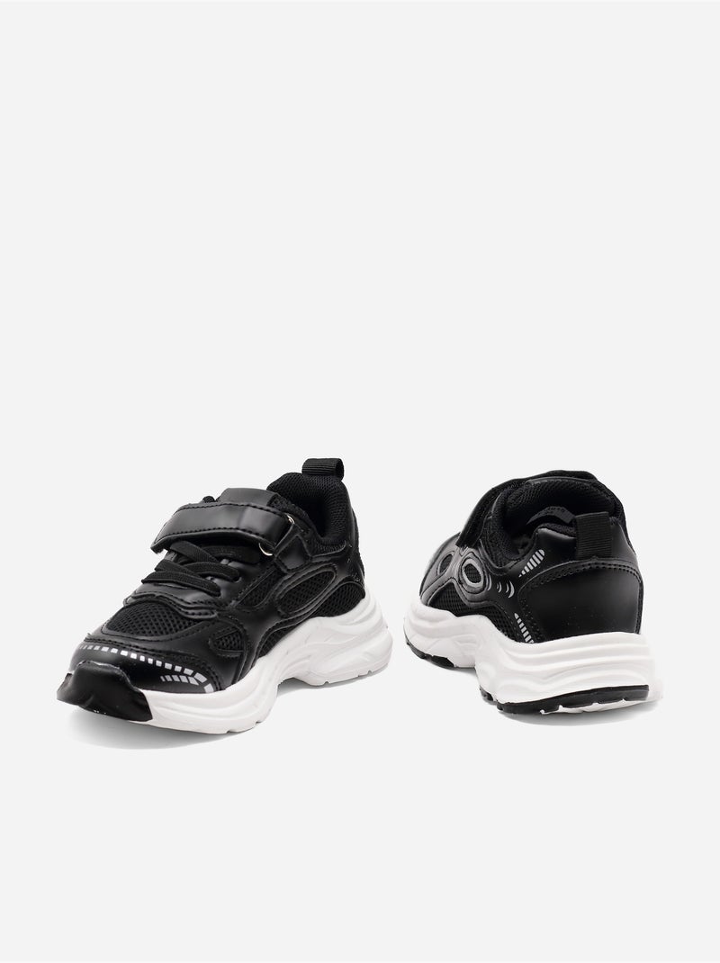 Zapatillas con cordones Negro - Kiabi