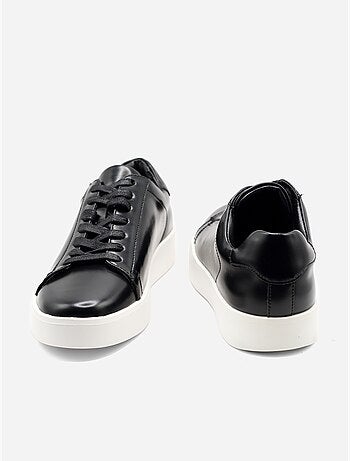 Zapatillas con cordones