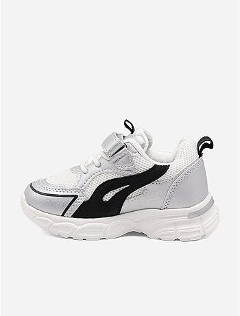 Zapatillas con cordones