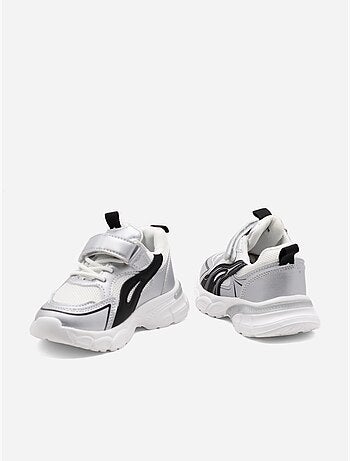 Zapatillas con cordones