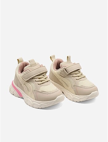 Zapatillas con cordones