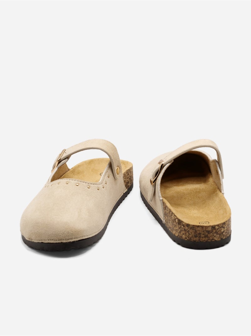 Zapatillas con hebilla y tachuelas Crema - Kiabi