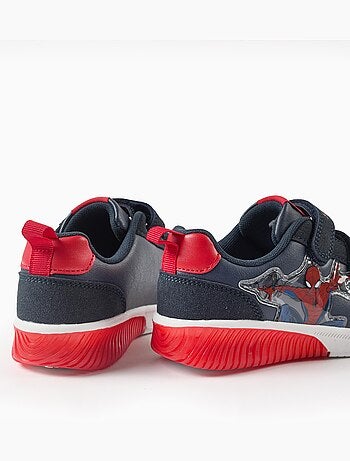 Zapatillas con luces y cierre adherente