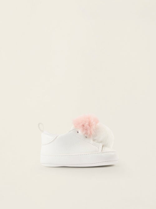 Zapatillas con pompones - Kiabi