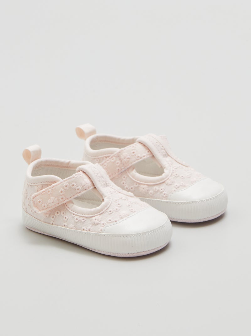 Zapatillas con tira de tela calada ROSA - Kiabi