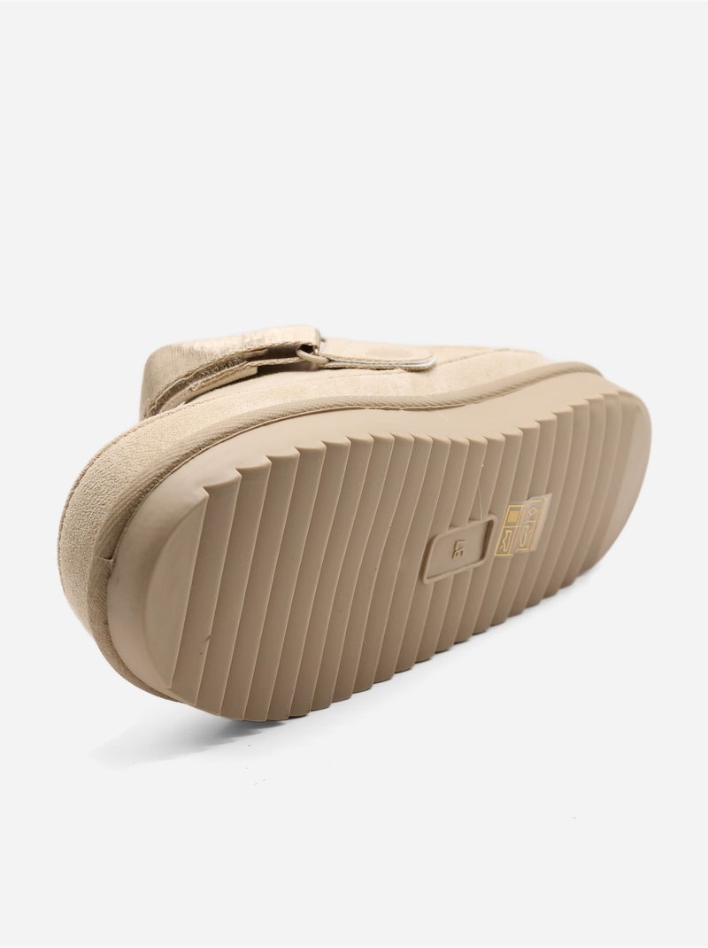 Zapatillas con tiras Beige - Kiabi