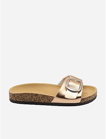 Zapatillas con tiras