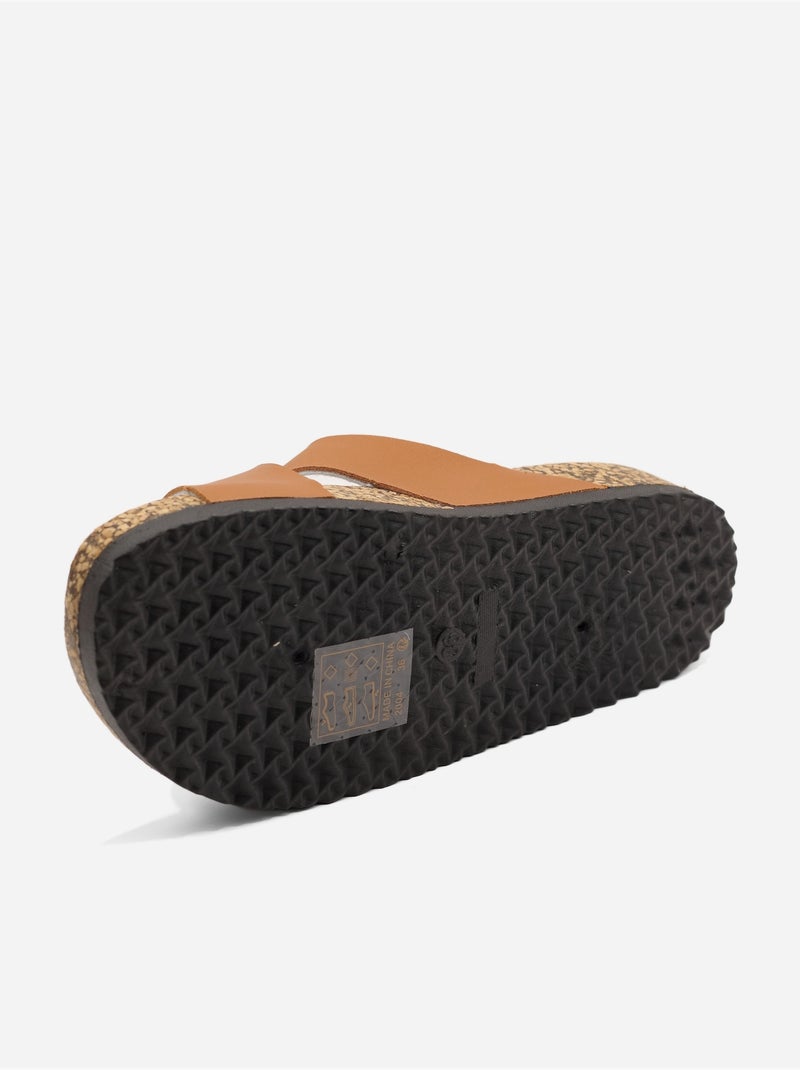 Zapatillas con tiras cruzadas Camel - Kiabi