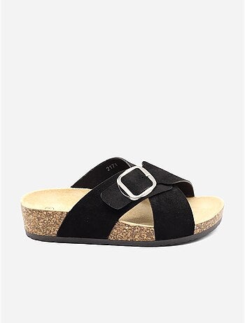 Zapatillas con tiras cruzadas