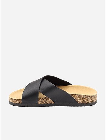 Zapatillas con tiras cruzadas