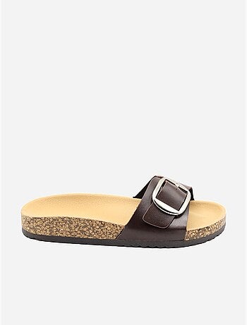 Zapatillas con tiras