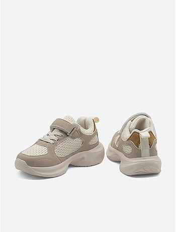 Zapatillas con velcro