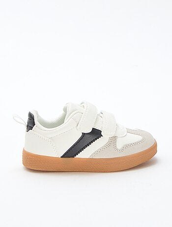 Zapatillas con velcro en antelina