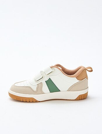 Zapatillas con velcro en símil piel cuatricolor