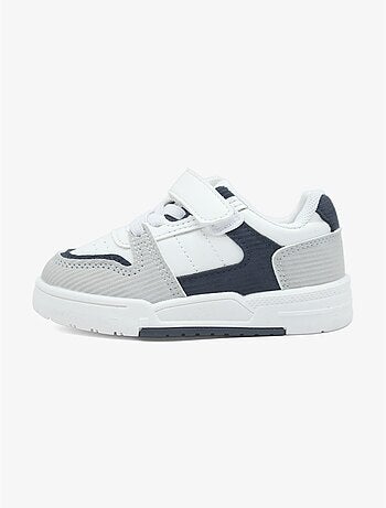 Zapatillas con velcro