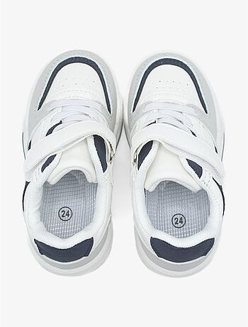 Zapatillas con velcro