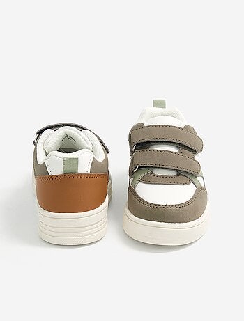 Zapatillas con velcro