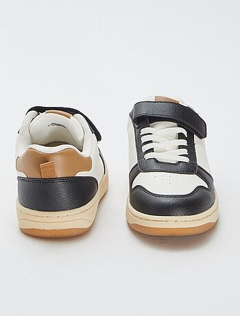 Zapatillas con velcro