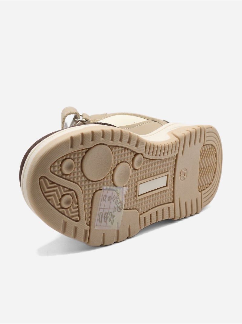 Zapatillas con velcro Marrón - Kiabi