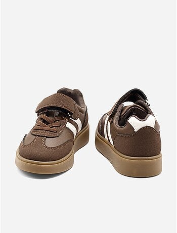 Zapatillas con velcro
