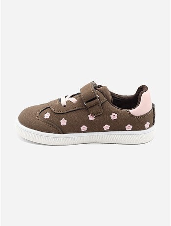 Zapatillas con velcro