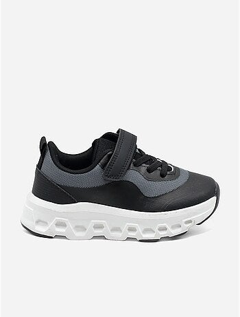 Zapatillas con velcro