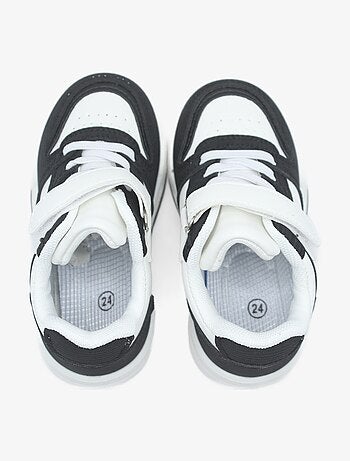 Zapatillas con velcro