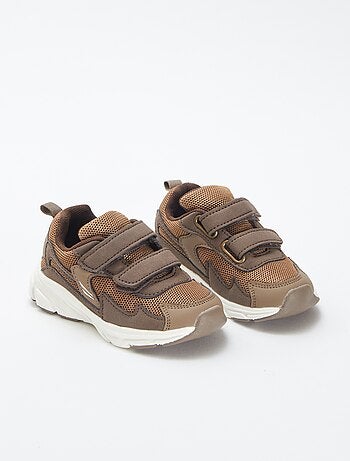 Zapatillas con velcros