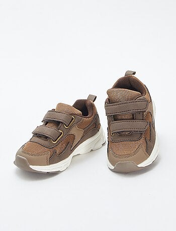 Zapatillas con velcros