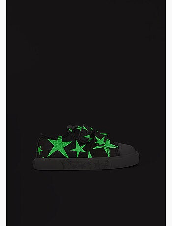 Zapatillas conguitos estampado estrellas bebés