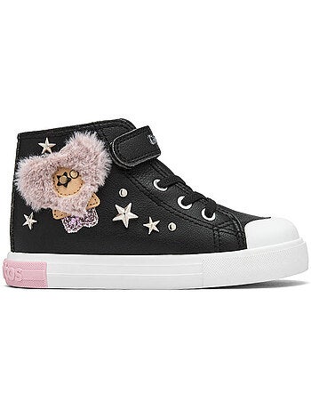 Zapatillas conguitos estrellas pelo