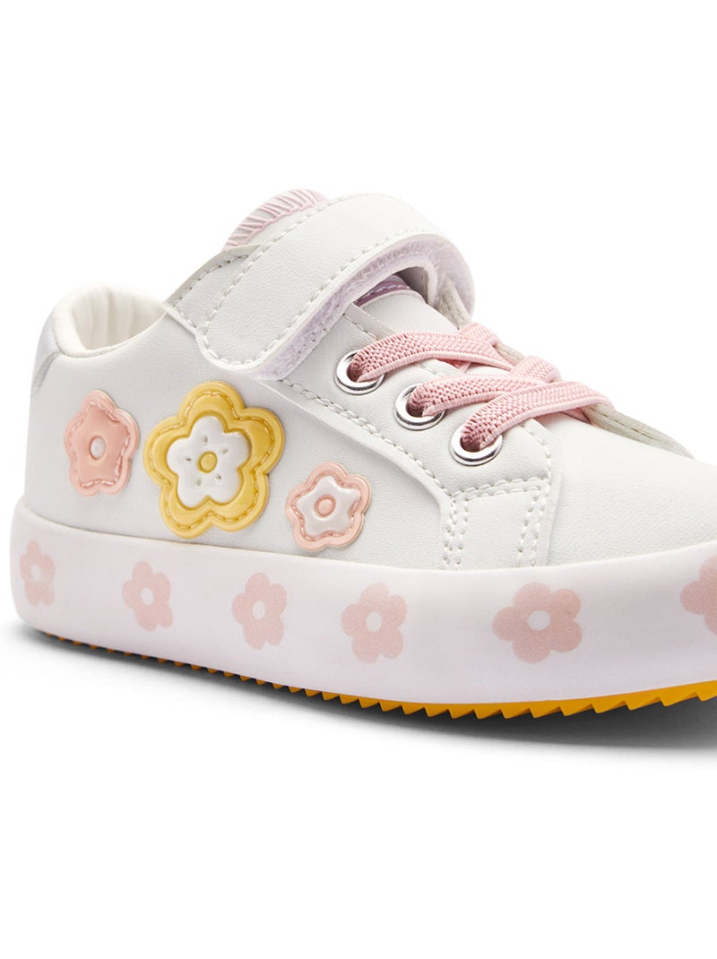 Zapatillas Conguitos Flores Tira Blanco - Kiabi
