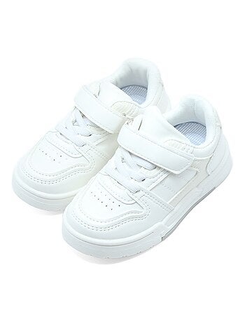 Zapatillas correa cruzada