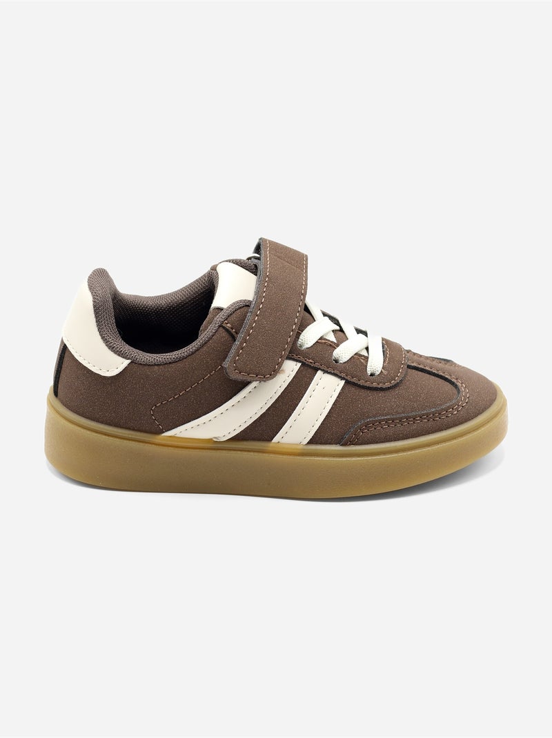 Zapatillas correa cruzada Marrón - Kiabi